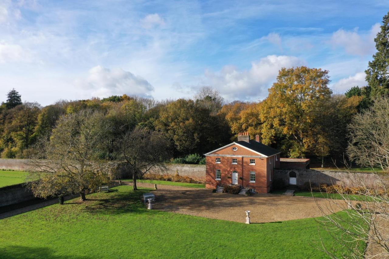 The Walled Garden At Woodhall Estate Hertford Exterior foto